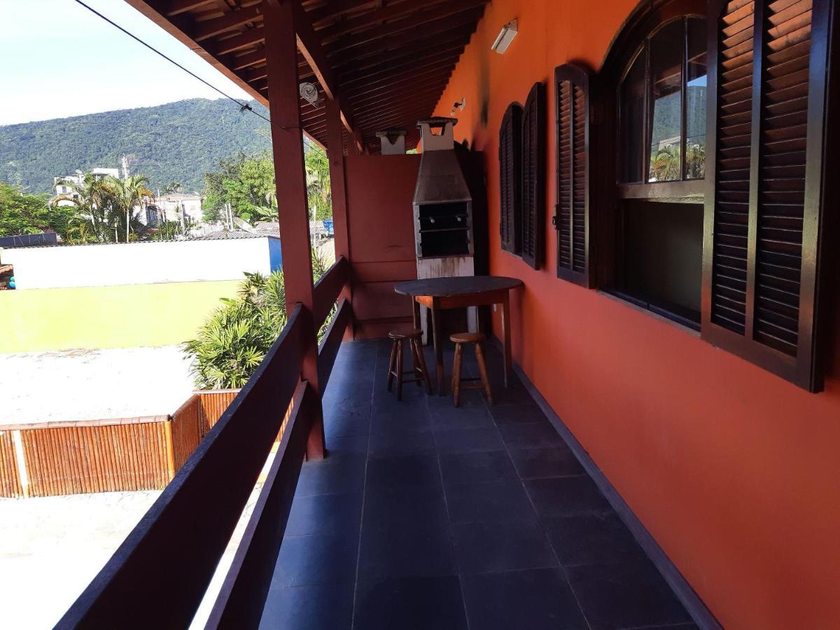 0001.07 - Maranduba - Apto - 2 - 8 Pessoas - 2 Quadras Do Mar - Piscina - Wi-fi Apartamento Ubatuba